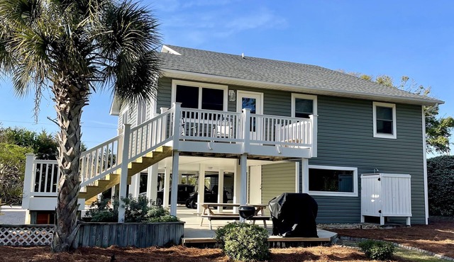 Middle of the Row Duplex, Quiet, and Cozy, 3 bed/2 bath
