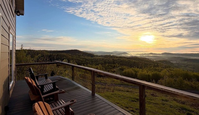 Million Dollar View Home by New River Gorge Park
