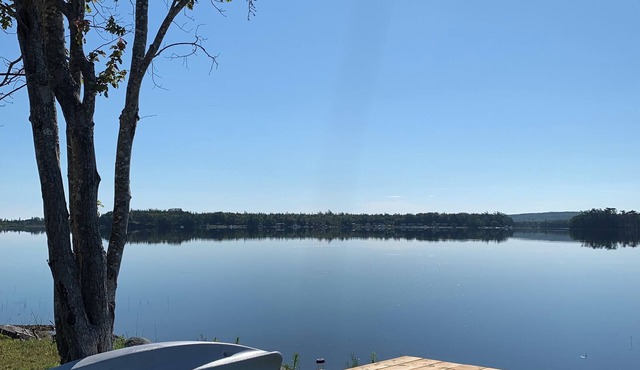 Modern 3 Bedroom Cottage on Mira River