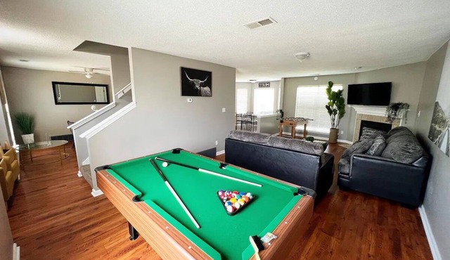Modern Cordova 4BR, quiet & safe