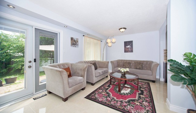 Modern House, Private Gym Garden & 4 Parking for Your Family