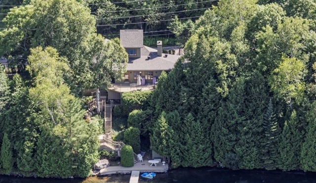 Mont Tremblant Waterfront House