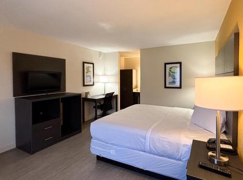 Motel 6 Charlotte, NC Northlake