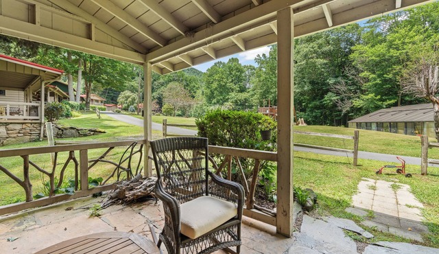 Mountain Joy Cottage #9 # BR log cabin