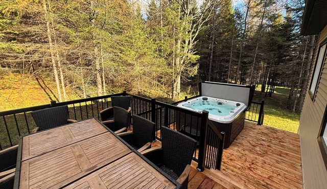 Near Lake Louise - Spa -Weedon