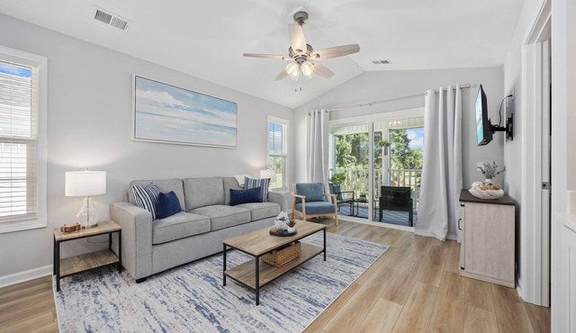 NEW 2BR/2BA Modern Coastal Condo w/Scenic Views