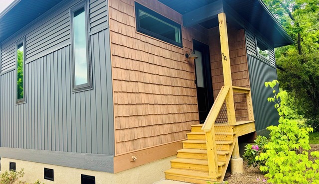 New Construction Home- The Boutique Cottage In the Heart of Waynesville