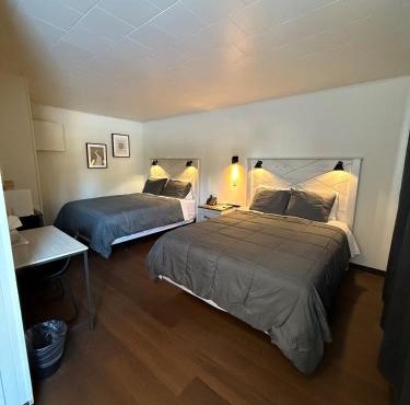 New Country Motel