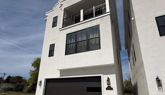 New cozy 5-bedroom home centrally located, steps to the beach and boardwalk!