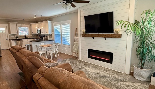 NEW: Family + Pet-Friendly near Downtown GVL