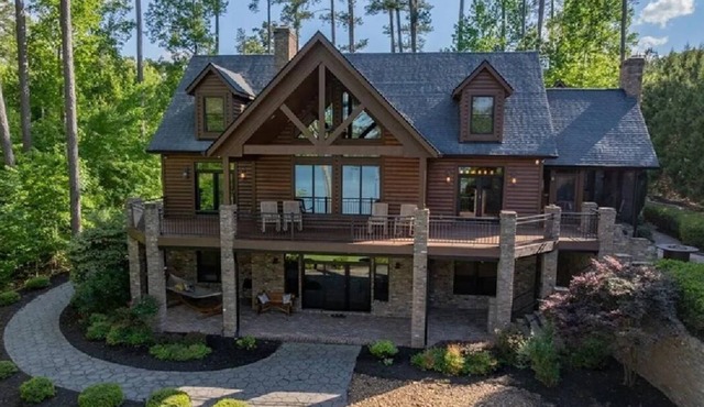 🌊 New Listing! Luxury Lake Gaston Home | Boathouse, Main Lake Cove Hot Tub 🏡🔥