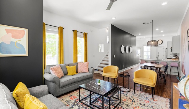 New, Walk to Hillsboro Village, ROOFTOP, SLEEPS 12!