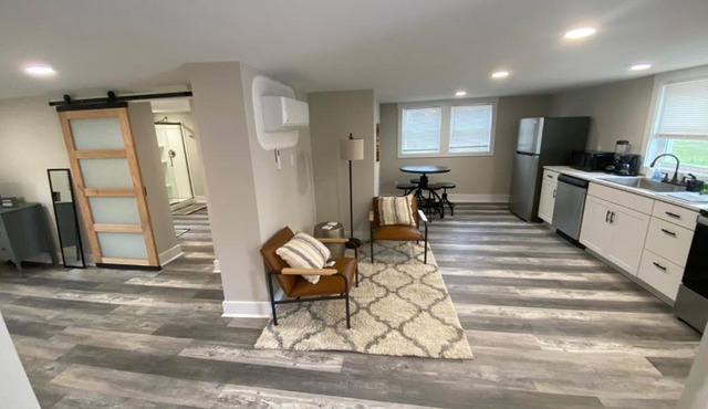 Newly Renovated Lincolnton Downtown Rail Trail Apartment - Walk to Main St