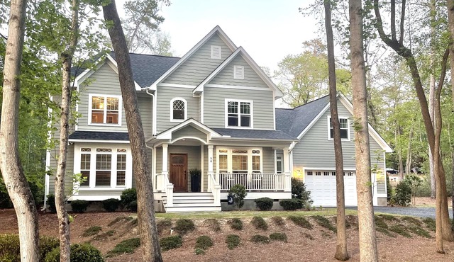 Newly updated home near Pinehurst resort & No. 2 clubhouse!