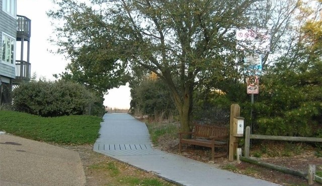 Ocean Access Walkway 50 Feet from Your Front Door