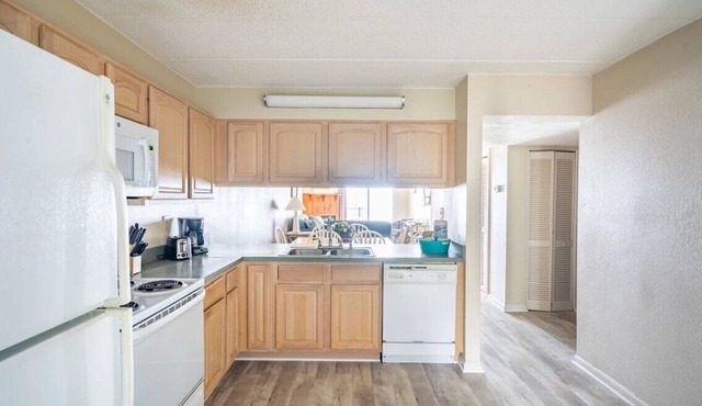 Ocean Front 2-bedroom Condo in Nags Head