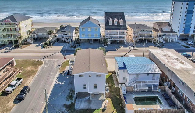 Ocean View l 7BR Home l Second Row l Sleeps 16