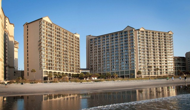 Oceanfront 2 Bedroom Condo w/Amazing View + Official On-Site Rental Privileges