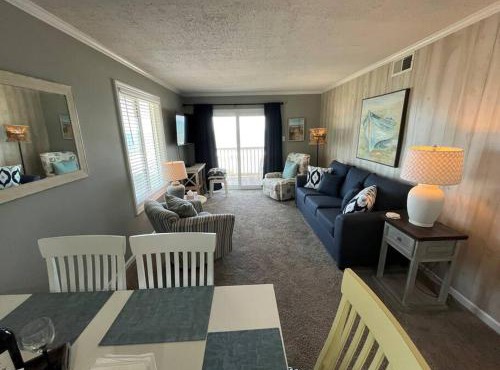 Oceanfront Extravagance