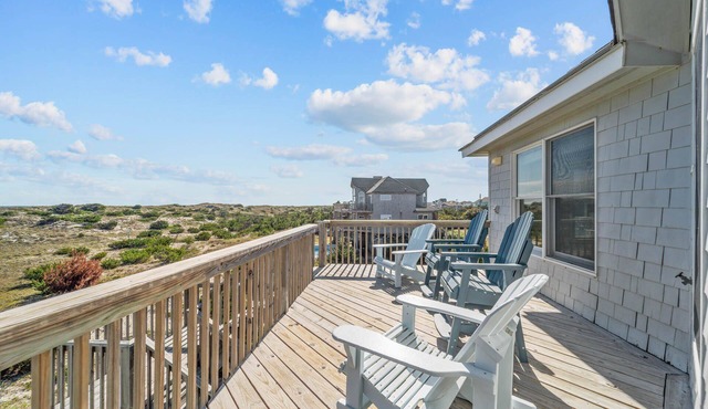 Oceanfront Home w/Pool, Hot Tub, Game Room, Tiki Bar, Community Pool and Tennis