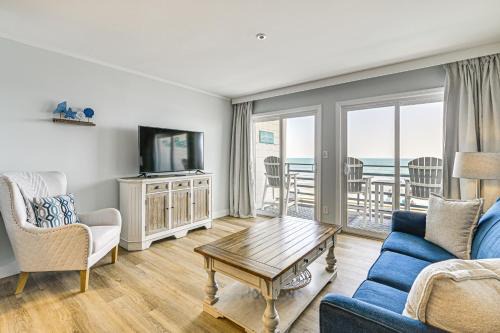 Oceanfront South Carolina Retreat - Pool & Balcony