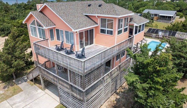 Oceanside, sound view, dog friendly, private pool, hot tub, golf cart, game room