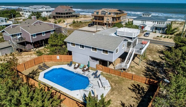 OceanView/pool/petsOK,beach100 ft,/upper deck, 5Bed2.5BA