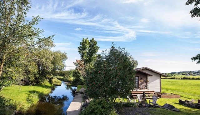 OJ River House - Boho House on the River