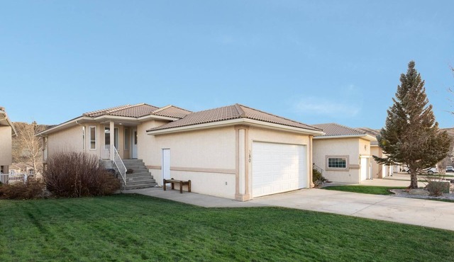 Paradise Canyon Golf Resort - Signature Villa 380