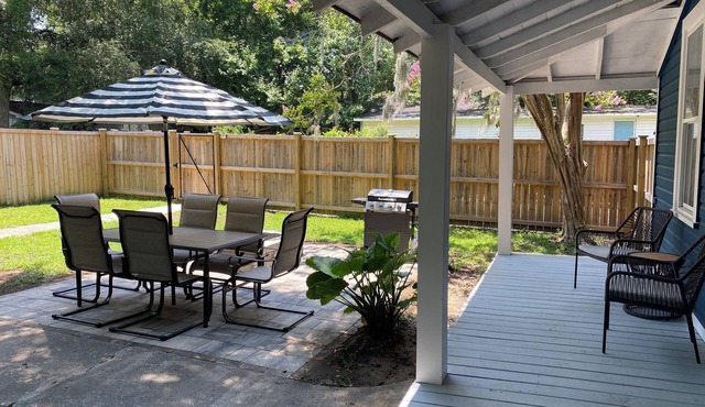 Park Circle's Blue Ranch -Charleston-