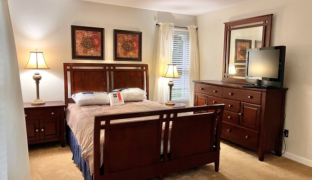 Perfect for Extended Stays! First Floor Bedroom/Fenced Yard/Pet Friendly