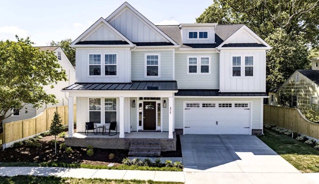 Perfect Retreat! 6min Walk to the Beach! Luxury!