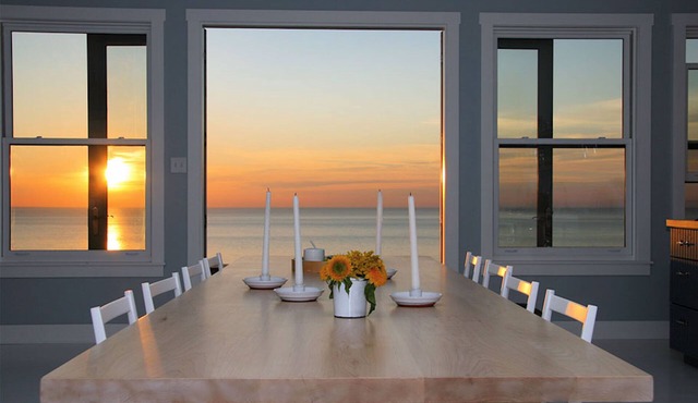 Perfect Summer House With 360 Degree Views