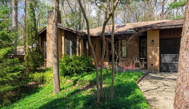 Periwinkle Place- Close to the Beach in Southcott Pines!