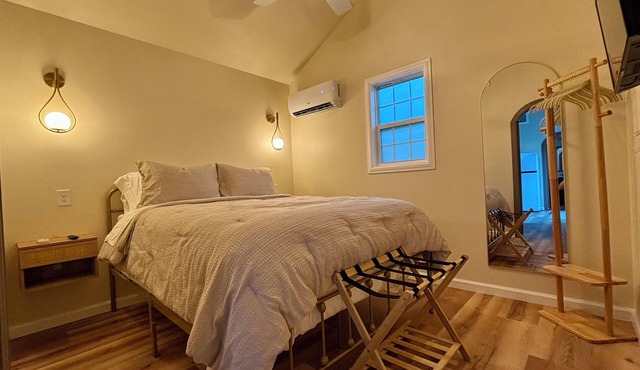 Petite Palace: Tiny home in Louisburg, NC