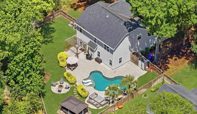Pleasant Place New Build + Pool Great for Families