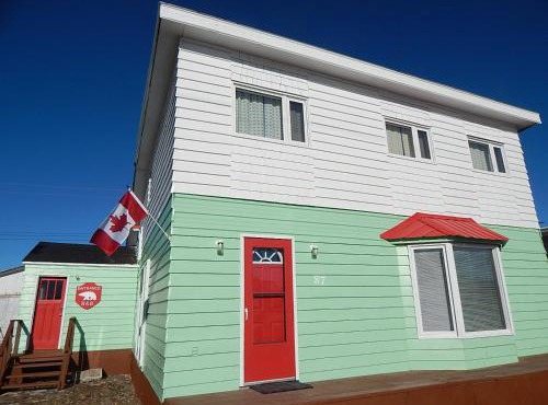 Polar Bear Bed and Breakfast