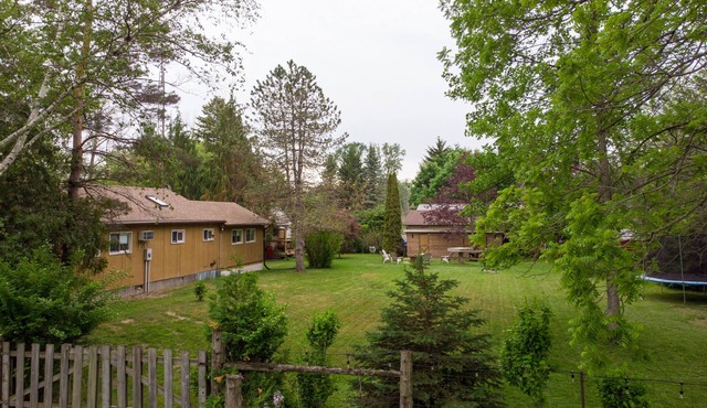Port Franks 2 Bedroom Cottage With Double Wide Lot