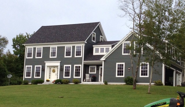 Private Neighborhood On Outskirts Of Rockland-1 Mile To Downtown & Beach