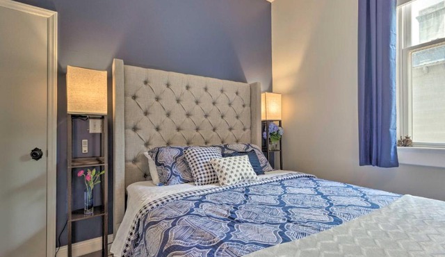 Private Solar Hill Apartment in Downtown Bristol!