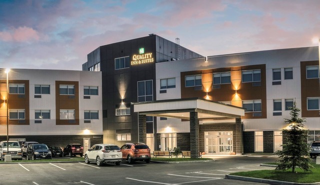 Quality Inn & Suites
