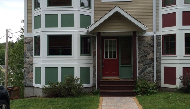 Recently Renovated Beautiful Family & Pet-Friendly Cottage In Pinoteau Tremblant