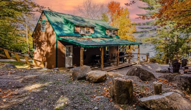 Relax & unwind enjoying stunning views of the lake. Comes with a private dock.