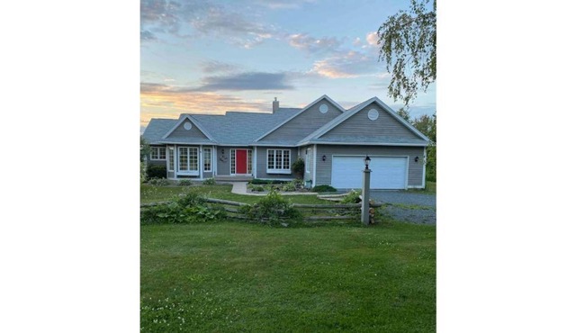 River’s Edge Cottage
