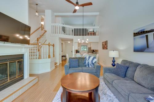 Salem Vacation Rental w/Lake Keowee Access!