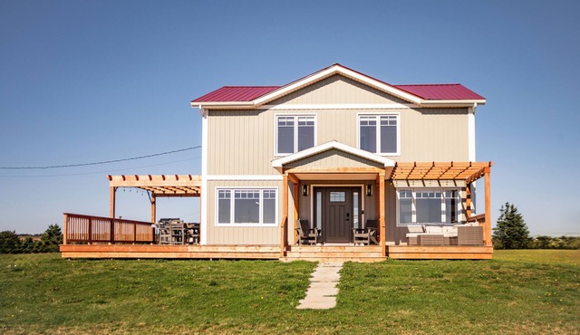 Seabreeze Beach Retreat located in scenic Souris, PEI. Family and pet friendly.