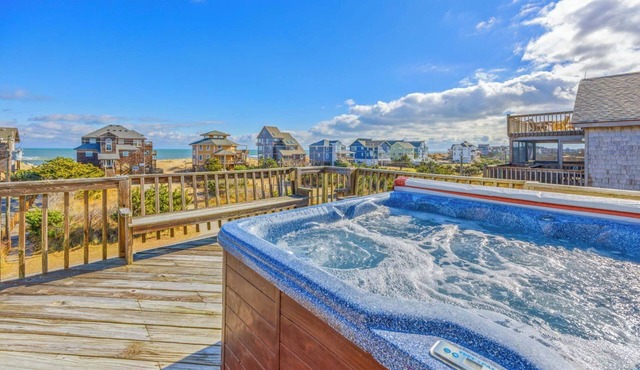 Semi-Oceanfront Dog Friendly w/Pool, Hot Tub, Gourmet Grill, Home Theater