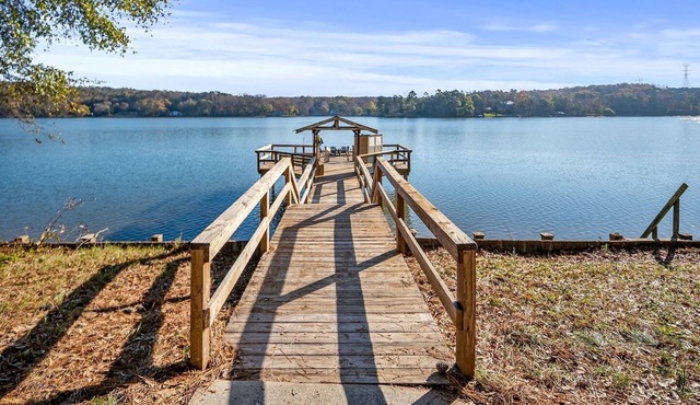 Serene Lakefront Home on Lake Wylie | Belmont