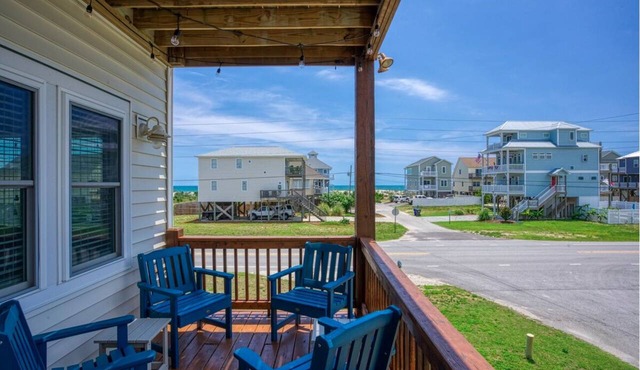 Serenity Seaside: Ocean View house w/Elevator & Beach access 400' away! 4BD 3BA
