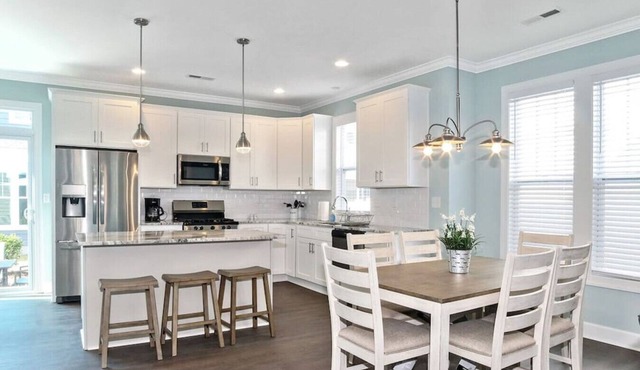 Spacious Beach Retreat Near VB Boardwalk!